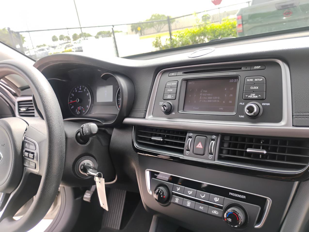 Used 2017 Kia Optima LX FWD image 64