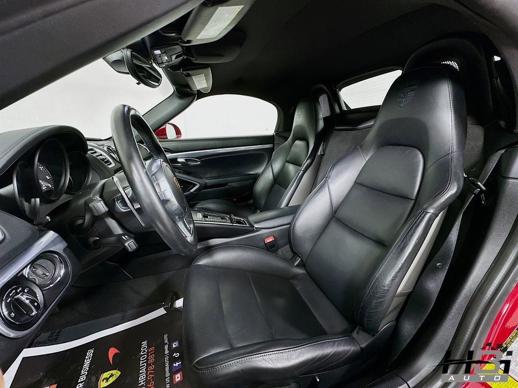 Used 2016 Porsche Boxster GTS image 16