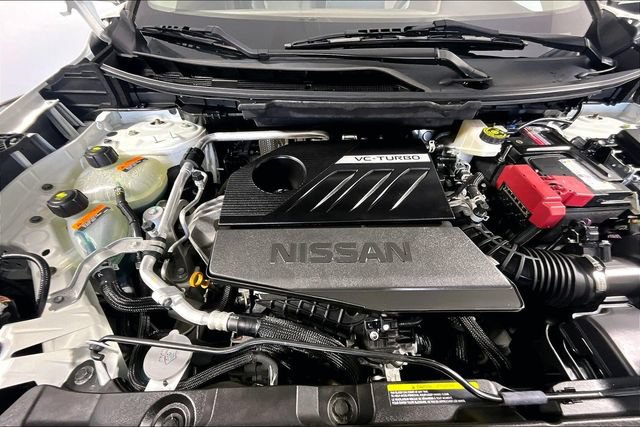 Used 2023 Nissan Rogue SV AWD/4WD image 12