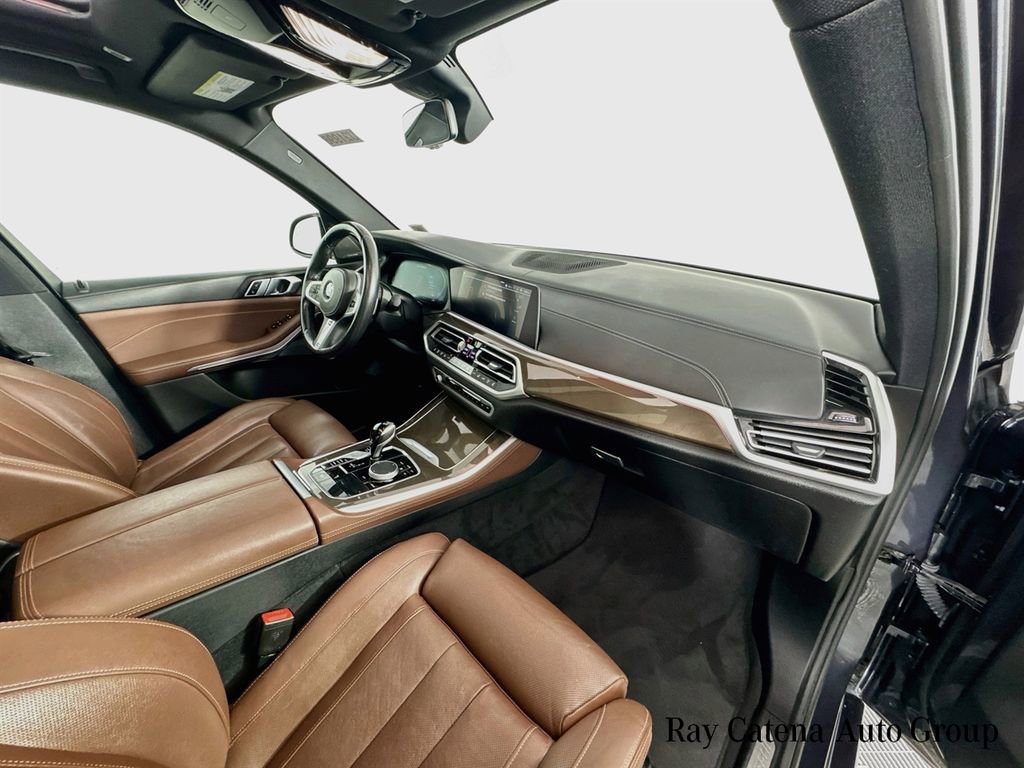 Certified 2022 BMW X5 M50i w/ Dynamic Handling Package AWD/4WD image 30