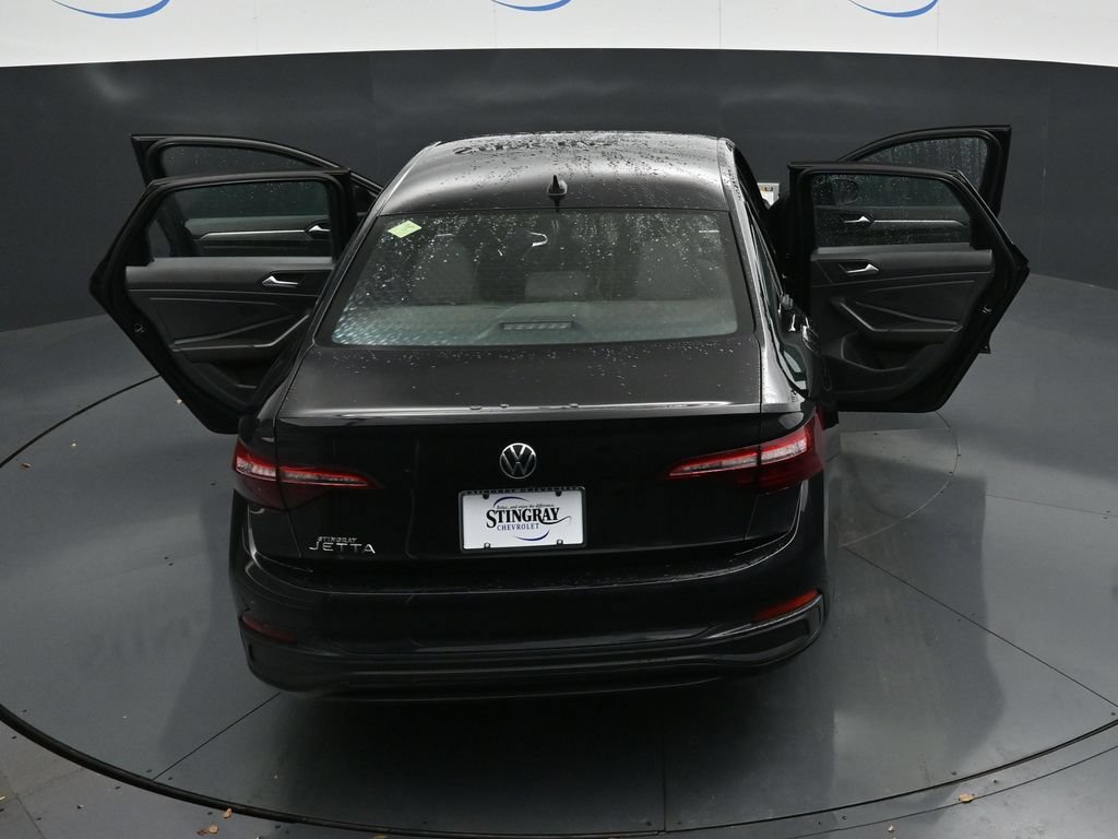 Used 2023 Volkswagen Jetta Sport FWD image 35