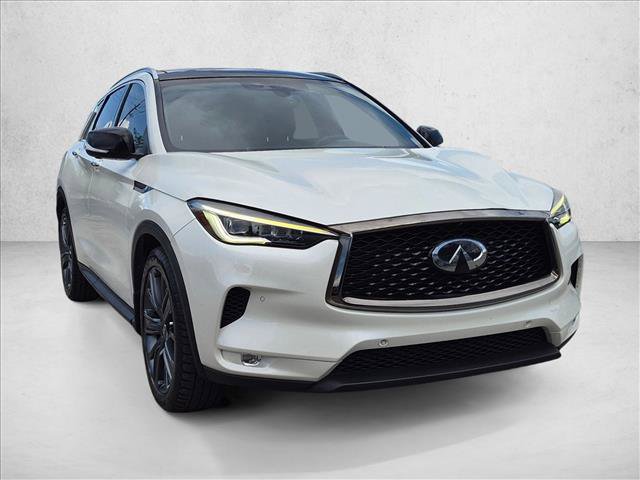 Used 2020 INFINITI QX50 Essential w/ Edition 30 Package FWD image 3