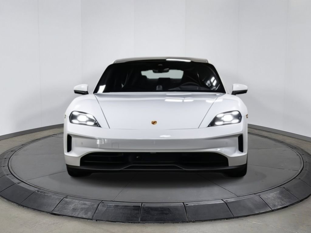 New 2025 Porsche Taycan 4S image 10