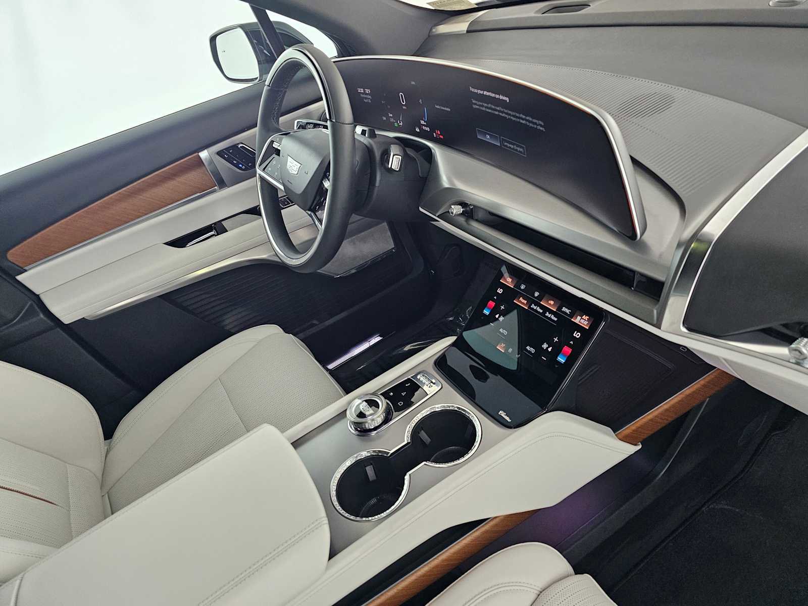 New 2026 Cadillac Vistiq Luxury AWD/4WD image 11