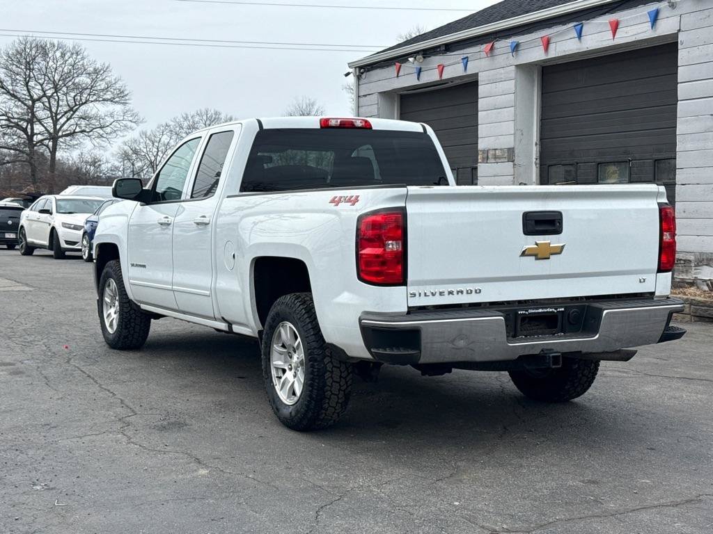 Used 2018 Chevrolet Silverado 1500 LT AWD/4WD image 3