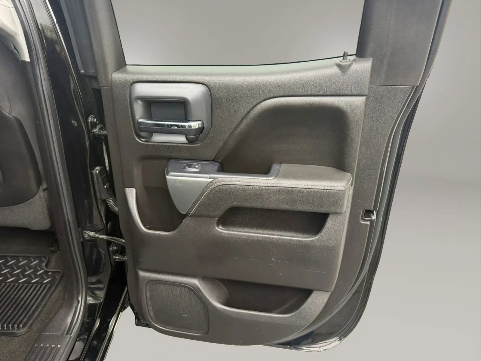Used 2015 Chevrolet Silverado 1500 LT w/ All Star Edition AWD/4WD image 32