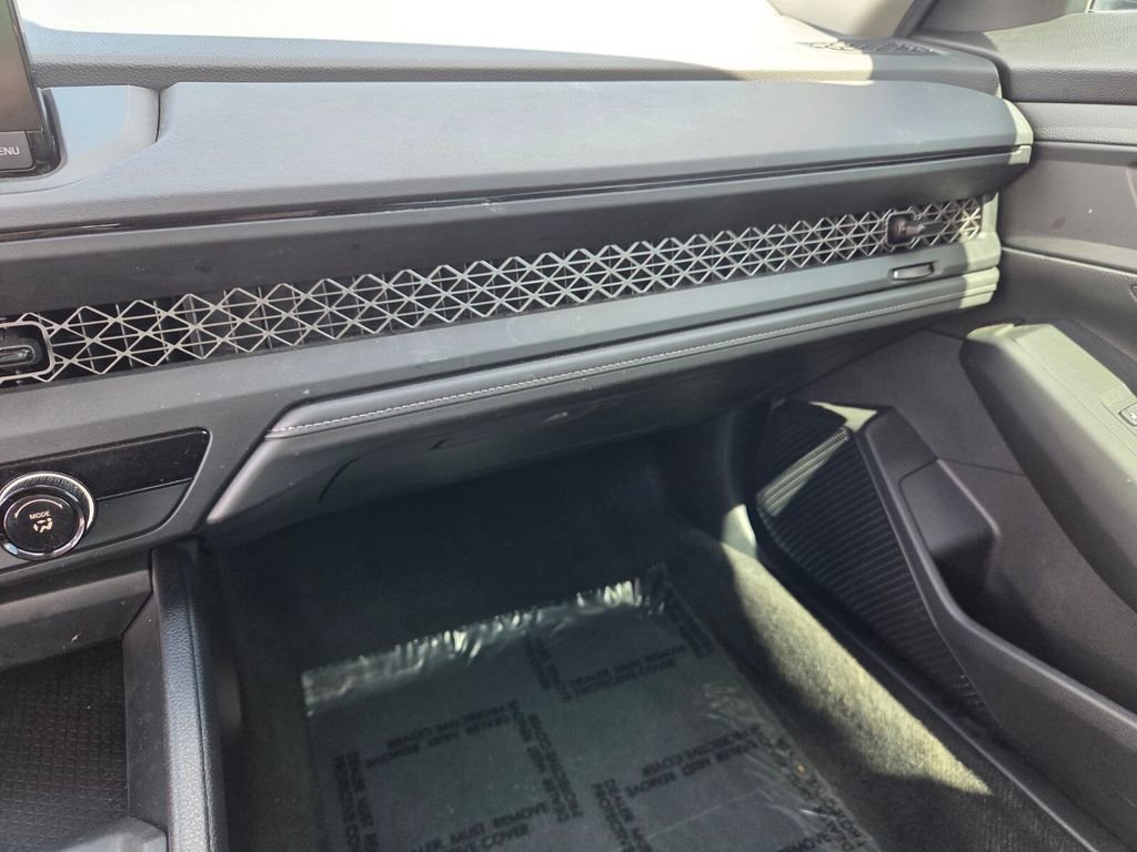 Used 2025 Honda Accord LX image 24