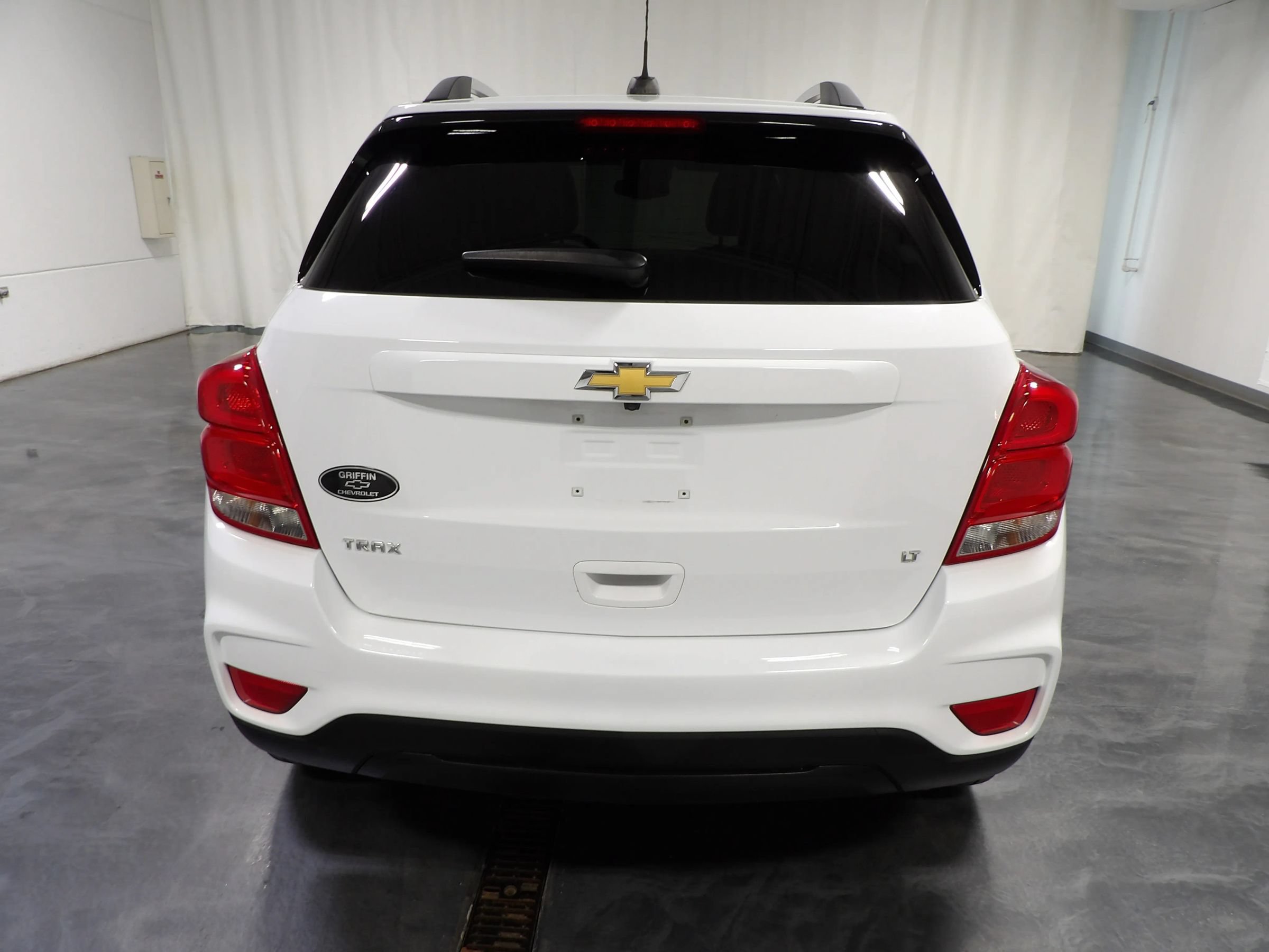 Used 2019 Chevrolet Trax LT w/ LT Convenience Package FWD image 5