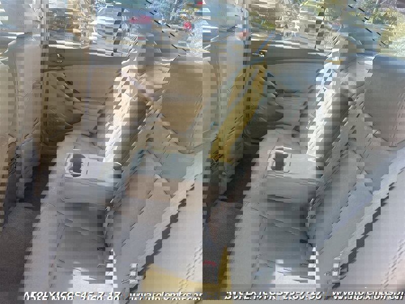 Used 2009 Nissan Altima Hybrid Sedan w/ Connection Pkg image 16