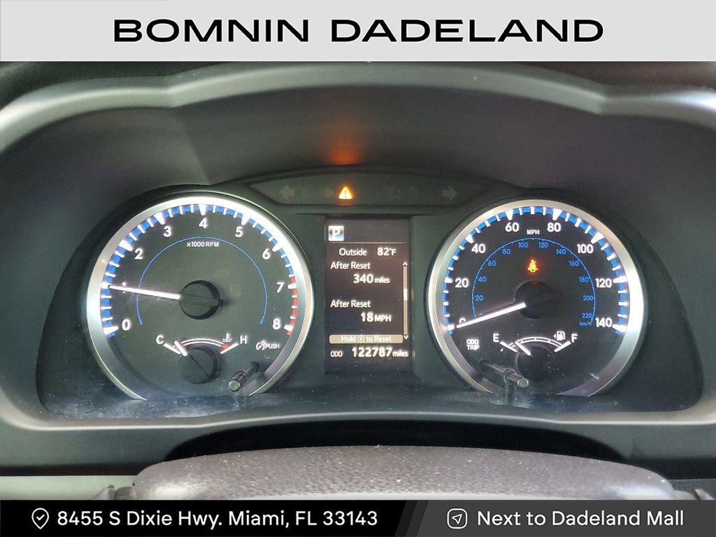 Used 2018 Toyota Highlander Plus image 20