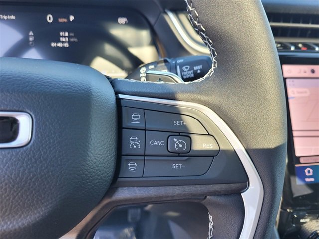 New 2025 Jeep Grand Cherokee Limited w/ Trailer Tow Package image 31