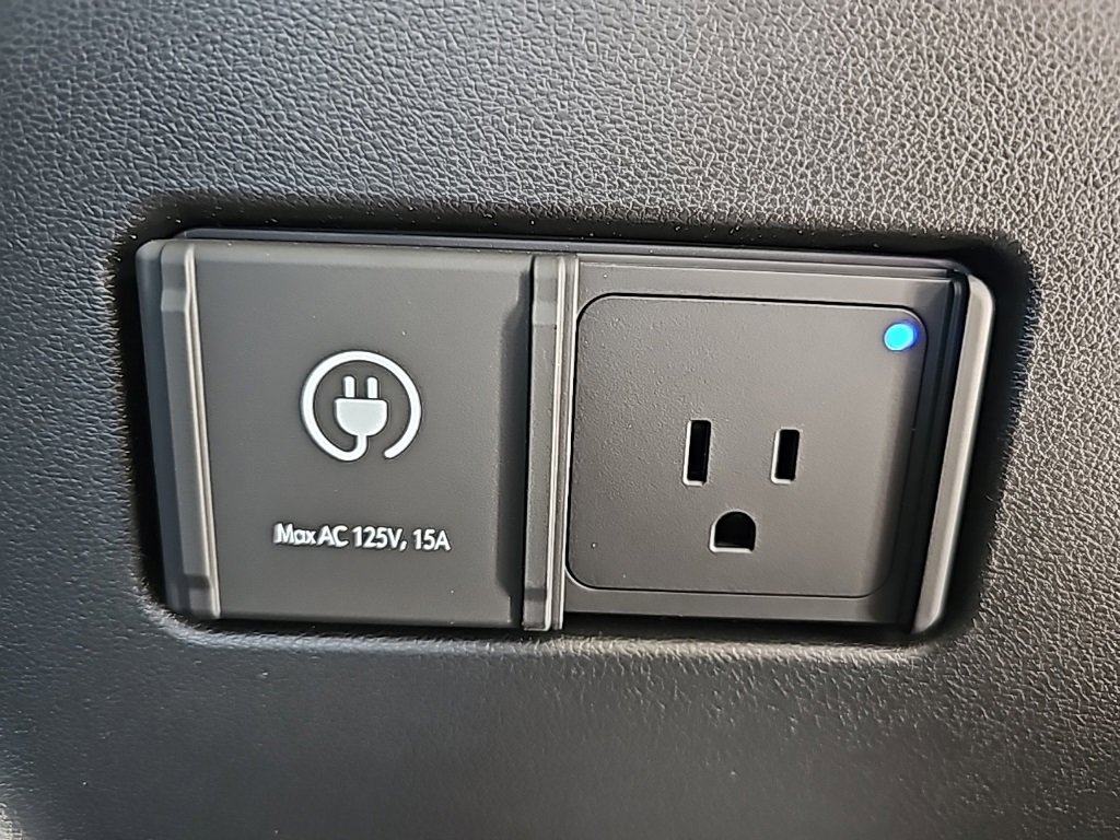 New 2026 Hyundai Ioniq 9 Limited image 50