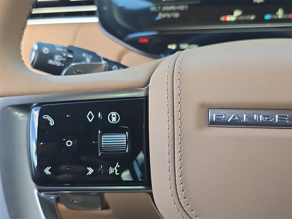 New 2026 Land Rover Range Rover SE image 18