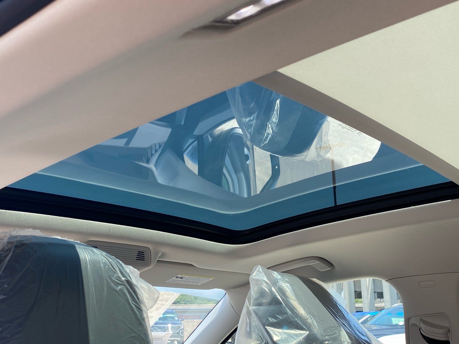 New 2026 Volkswagen Tiguan SE AWD/4WD image 12