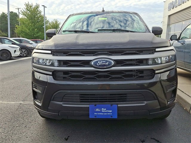 Certified 2024 Ford Expedition Max XLT image 3