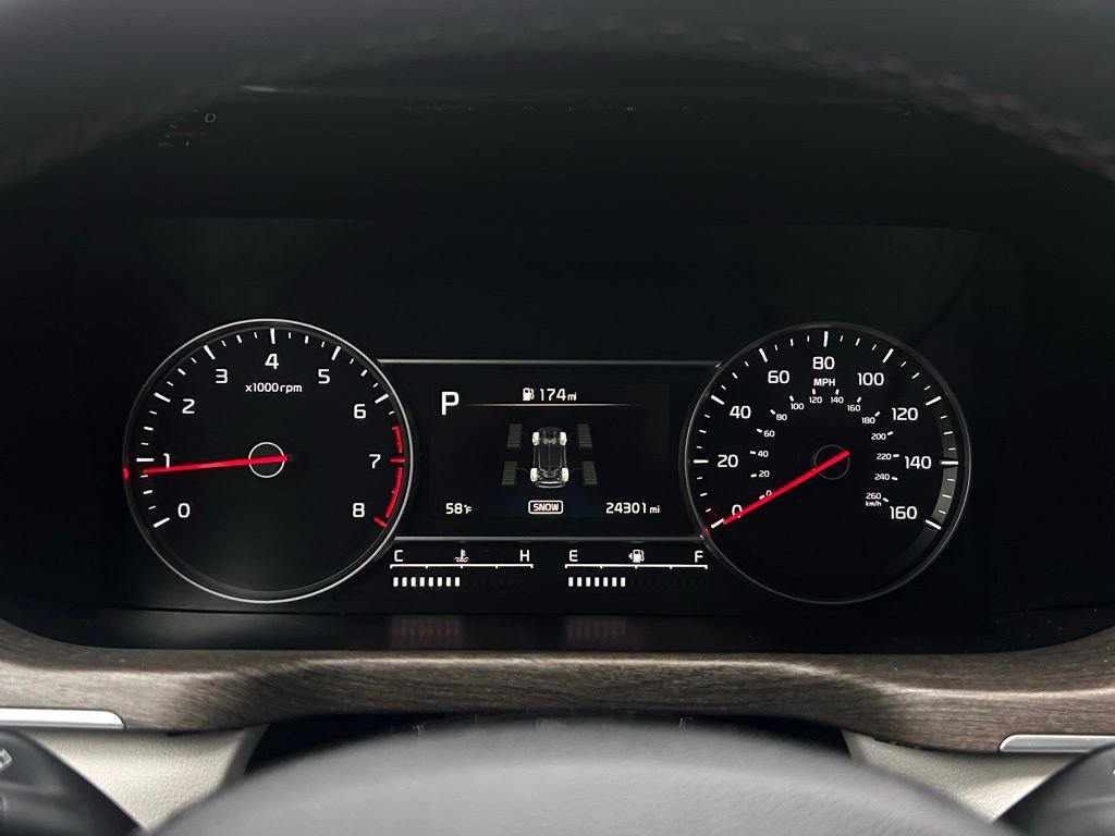 Used 2023 Kia Sorento X-Line EX image 17