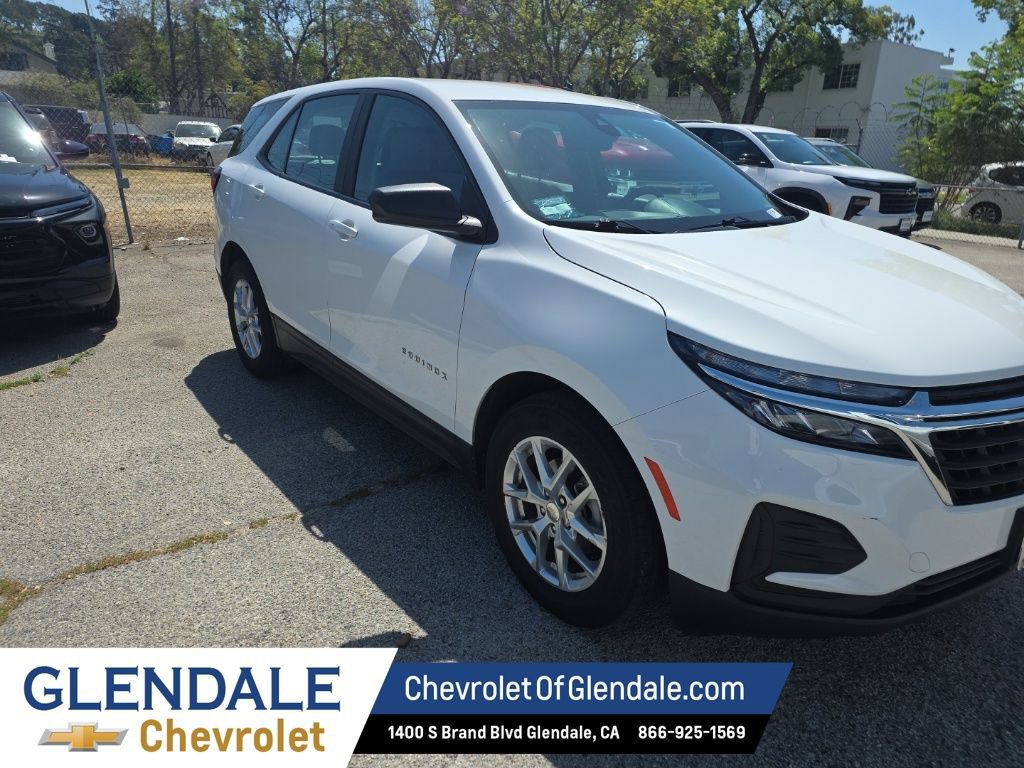 Used 2022 Chevrolet Equinox LS FWD image 8