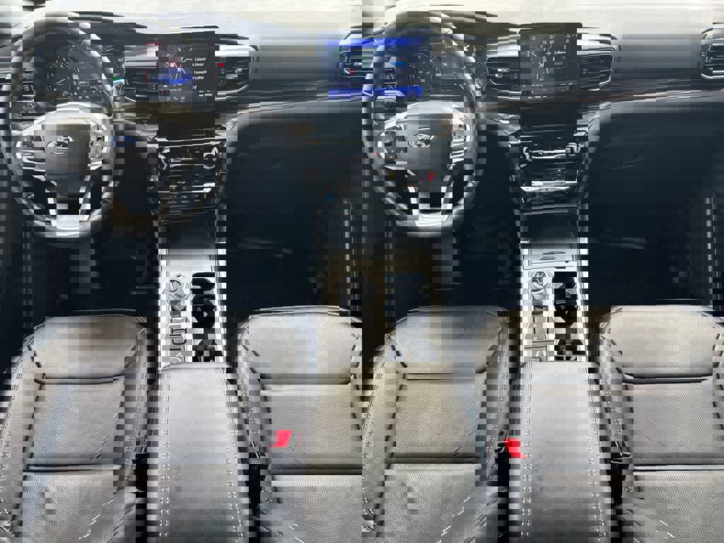 Certified 2022 Ford Explorer Limited w/ Hybrid Equipment Group 310A image 21