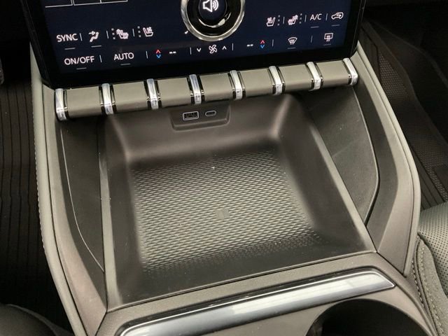 New 2026 GMC Terrain AT4 w/ Convenience Package III image 23