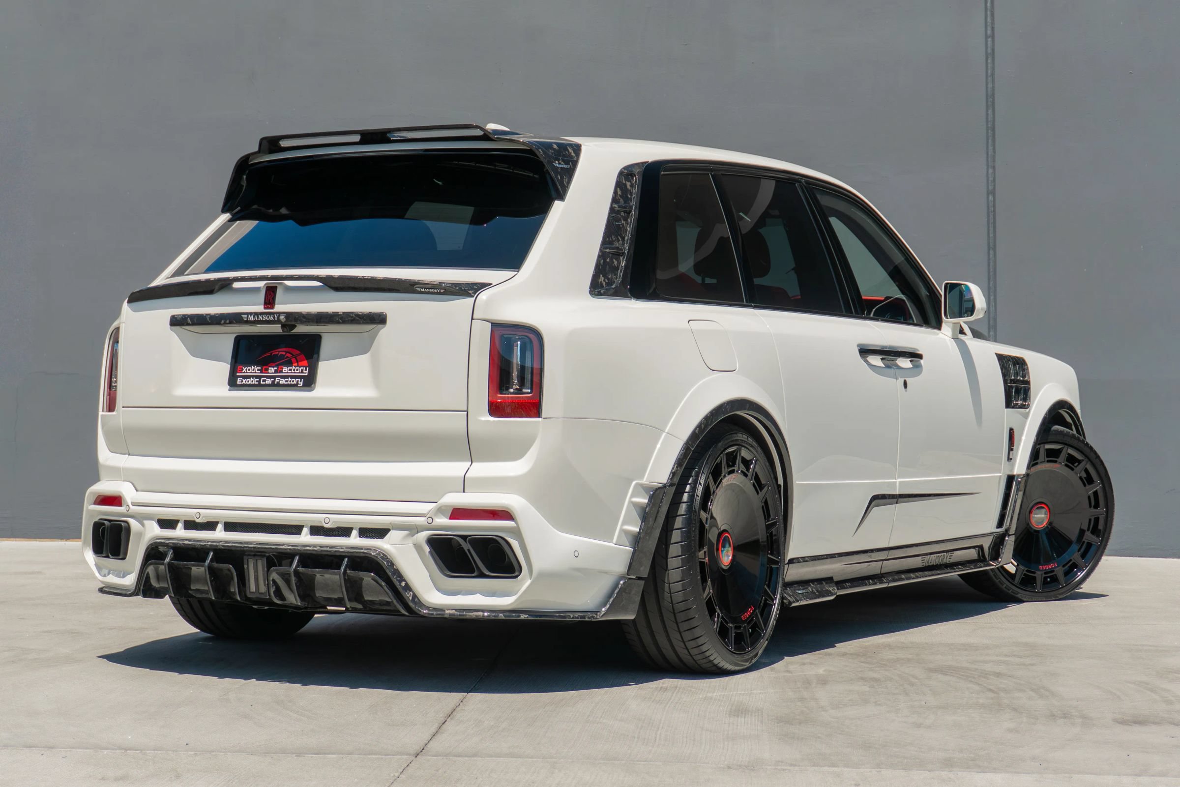 Used 2026 Rolls-Royce Cullinan AWD/4WD image 9