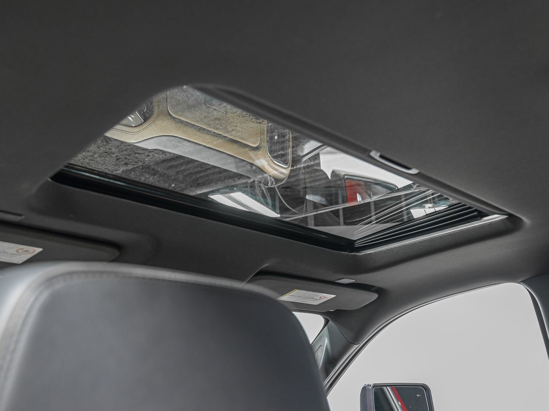 Used 2022 Chevrolet Silverado 2500 High Country w/ Safety Package II image 24