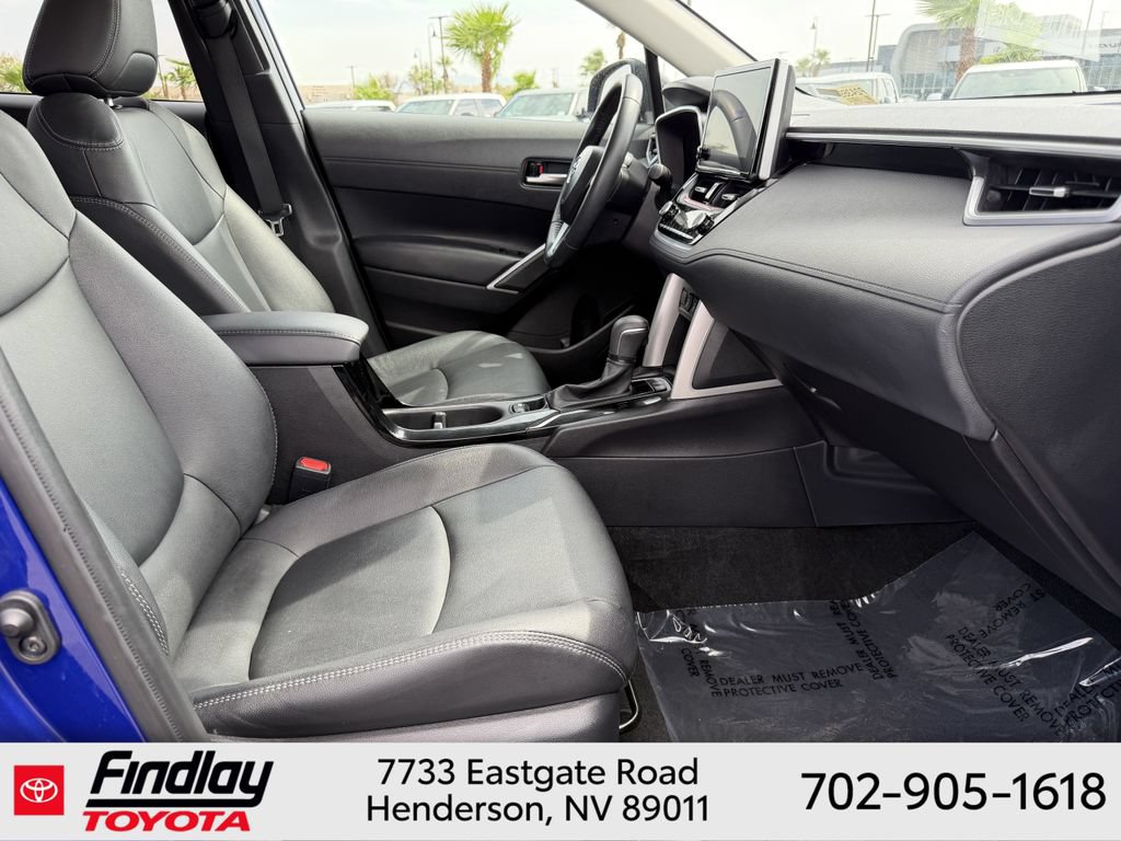 Certified 2025 Toyota Corolla Cross XLE FWD image 15