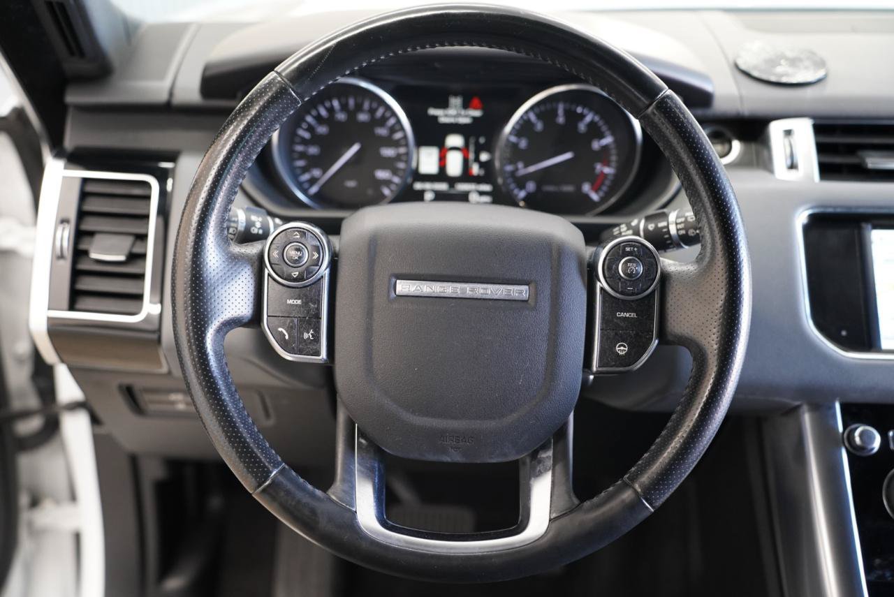 Used 2015 Land Rover Range Rover Sport HSE AWD/4WD image 12