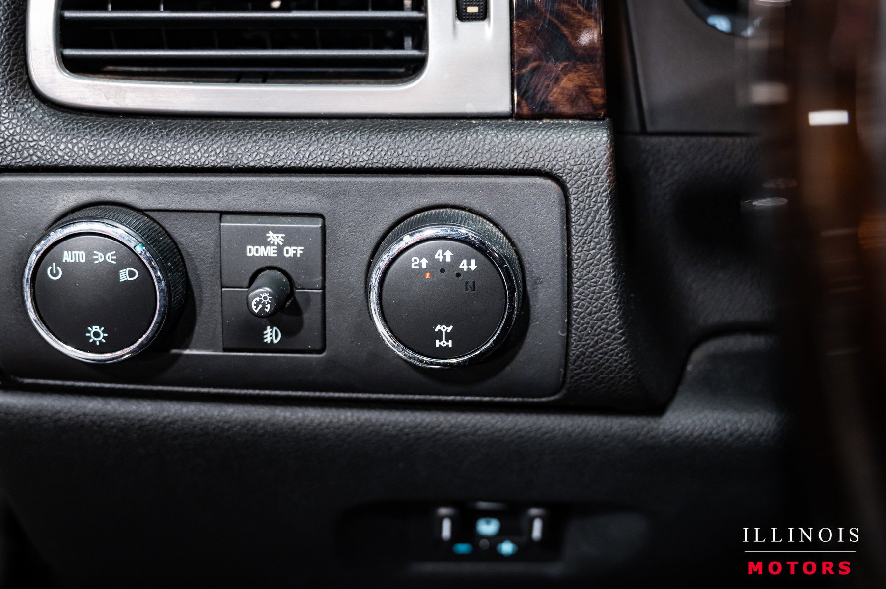 Used 2011 GMC Sierra 3500 Denali image 24