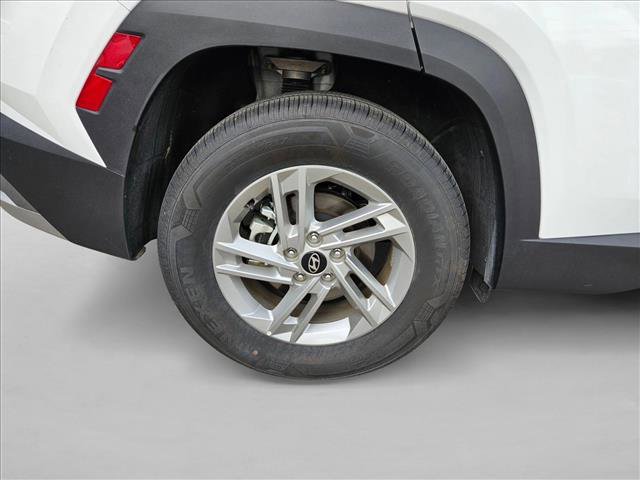 Certified 2025 Hyundai Tucson SE image 21