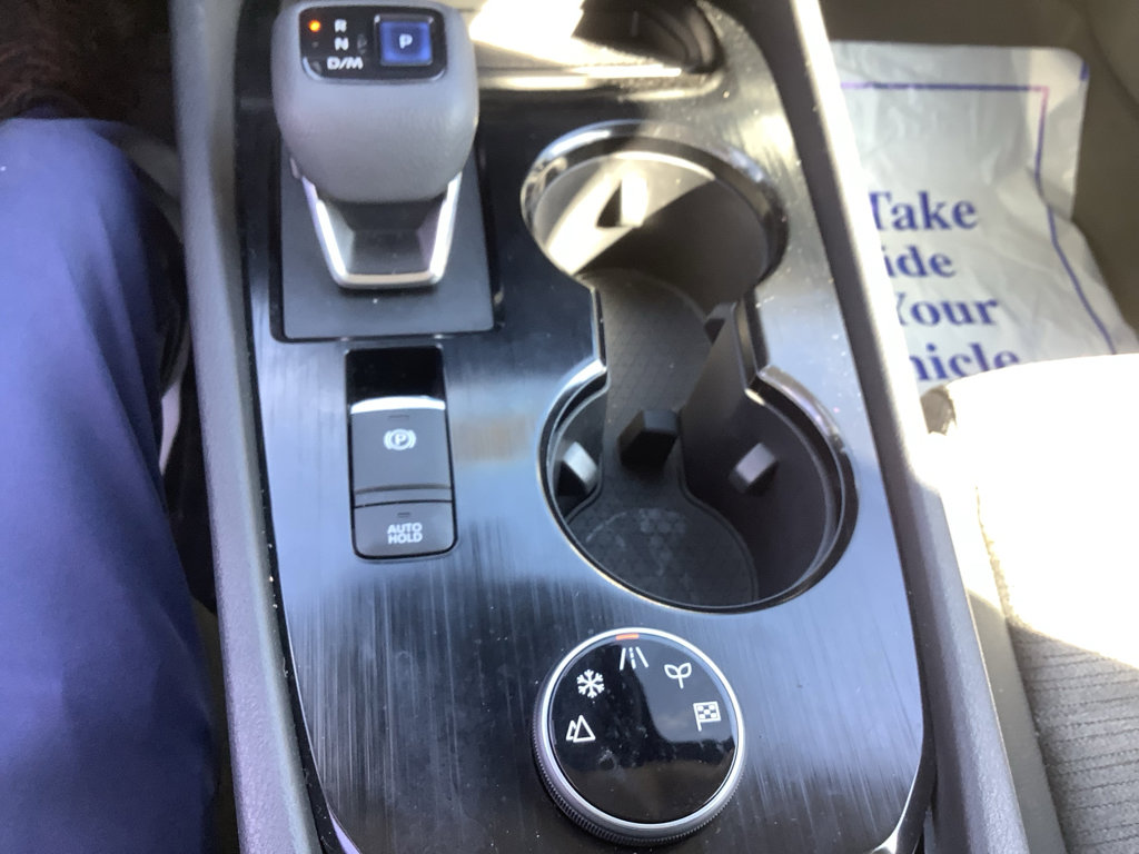 Used 2022 Nissan Rogue SV image 19