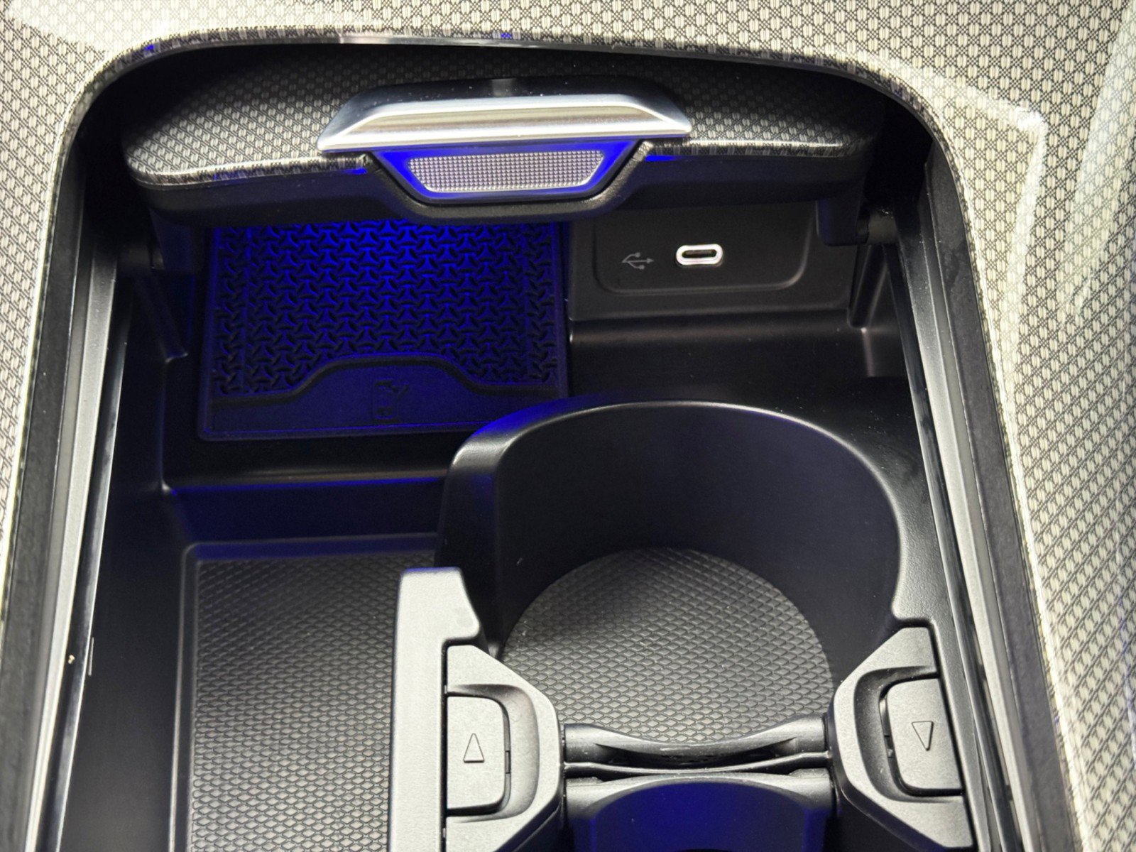 Used 2024 Mercedes-Benz C 36 AMG S image 42