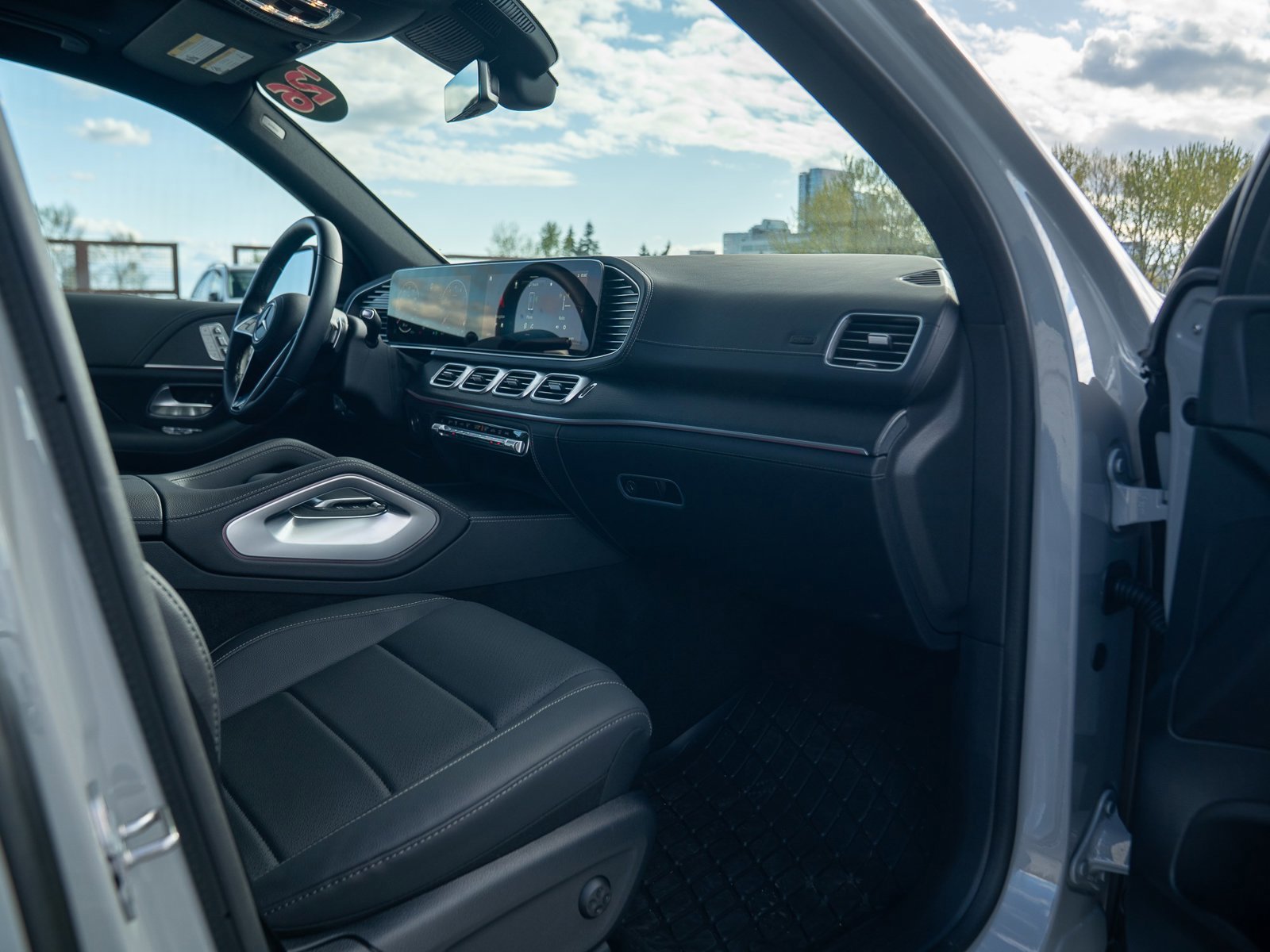 Certified 2026 Mercedes-Benz GLE 450 4MATIC image 28