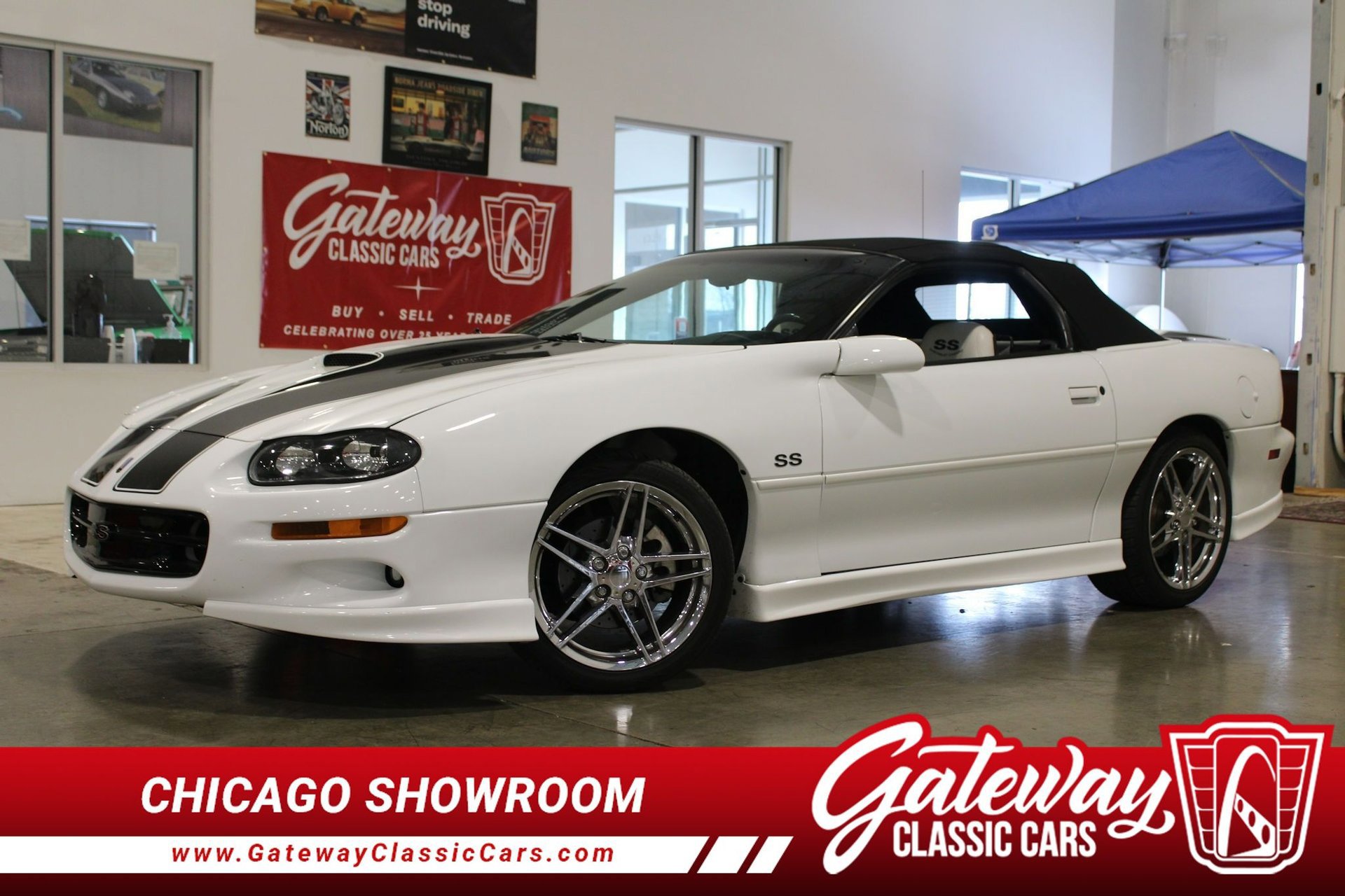Used 2001 Chevrolet Camaro Z28 w/ SS Performance/Appearance Pkg RWD image 1