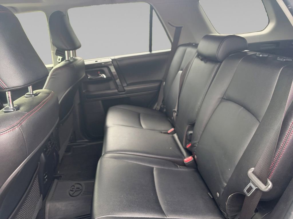 Used 2018 Toyota 4Runner TRD Off-Road Premium AWD/4WD image 13