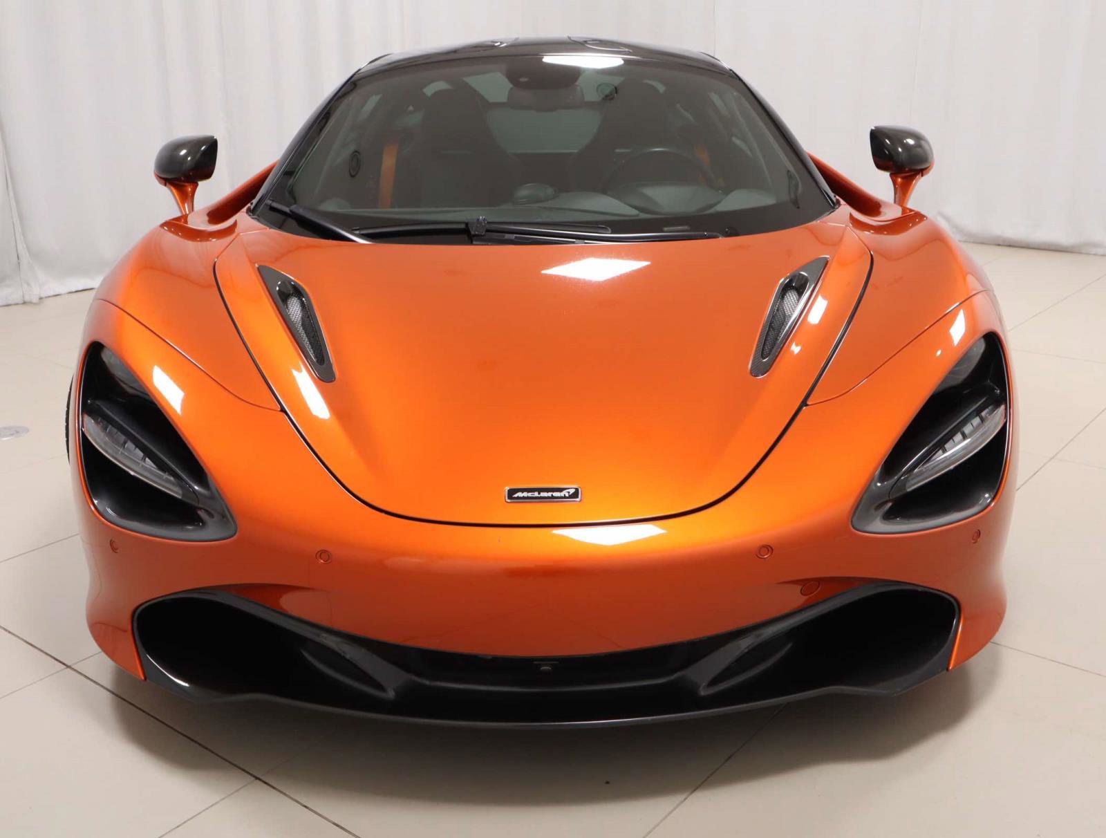 Used 2019 McLaren 720S Luxury RWD image 8