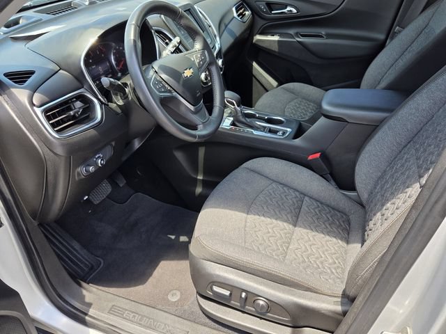 Used 2022 Chevrolet Equinox LT FWD image 9