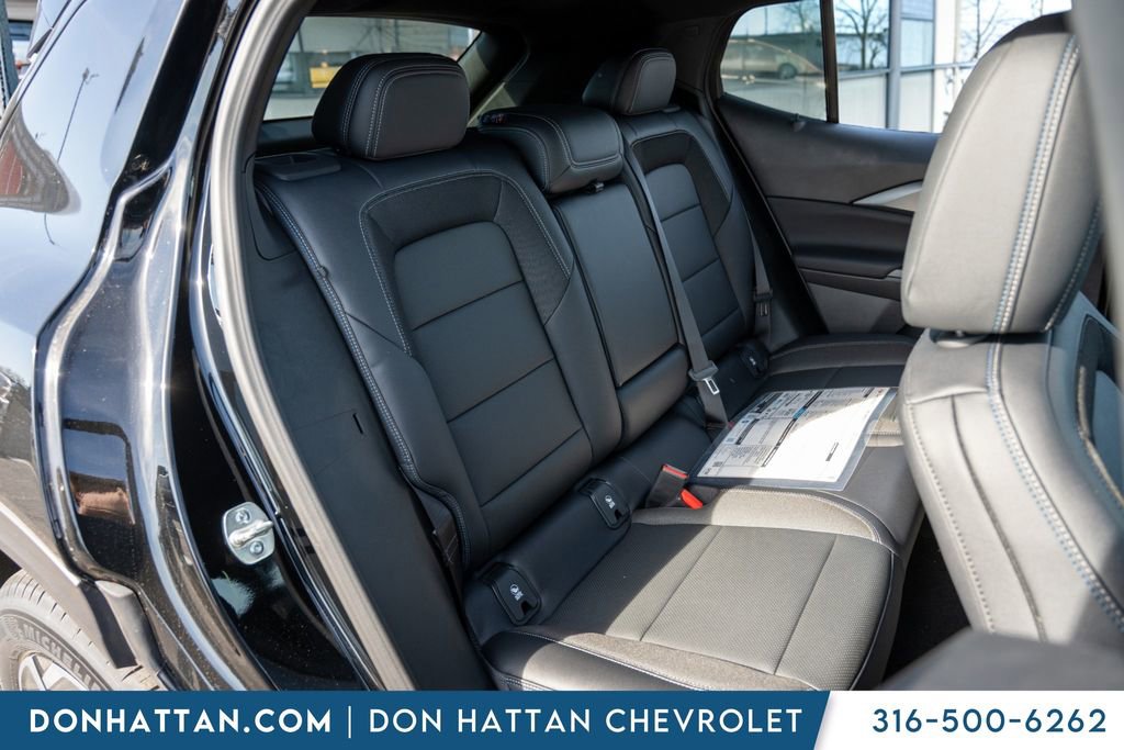 New 2026 Chevrolet Equinox EV LT image 23