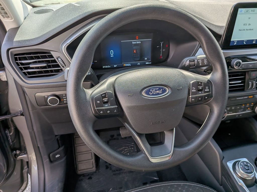 Used 2025 Ford Escape Active AWD/4WD image 21