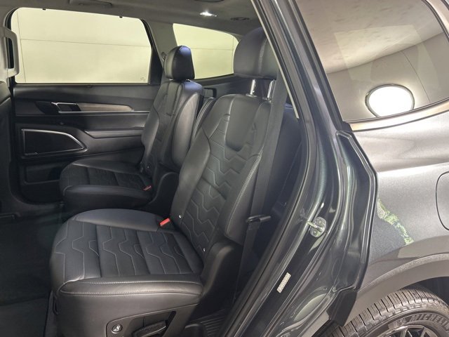 Used 2021 Kia Telluride SX w/ SX Prestige Package image 13