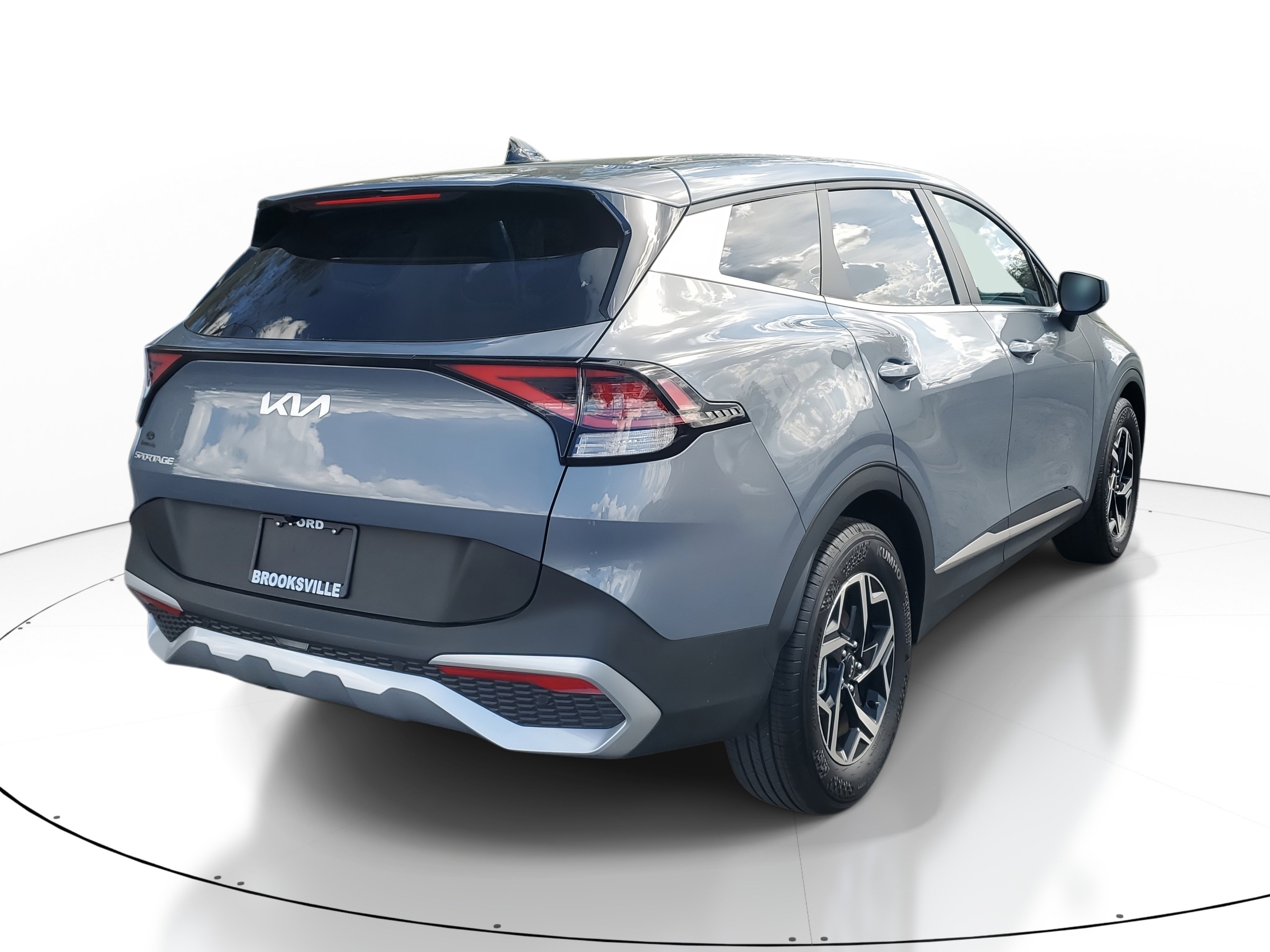 Used 2025 Kia Sportage LX FWD image 6
