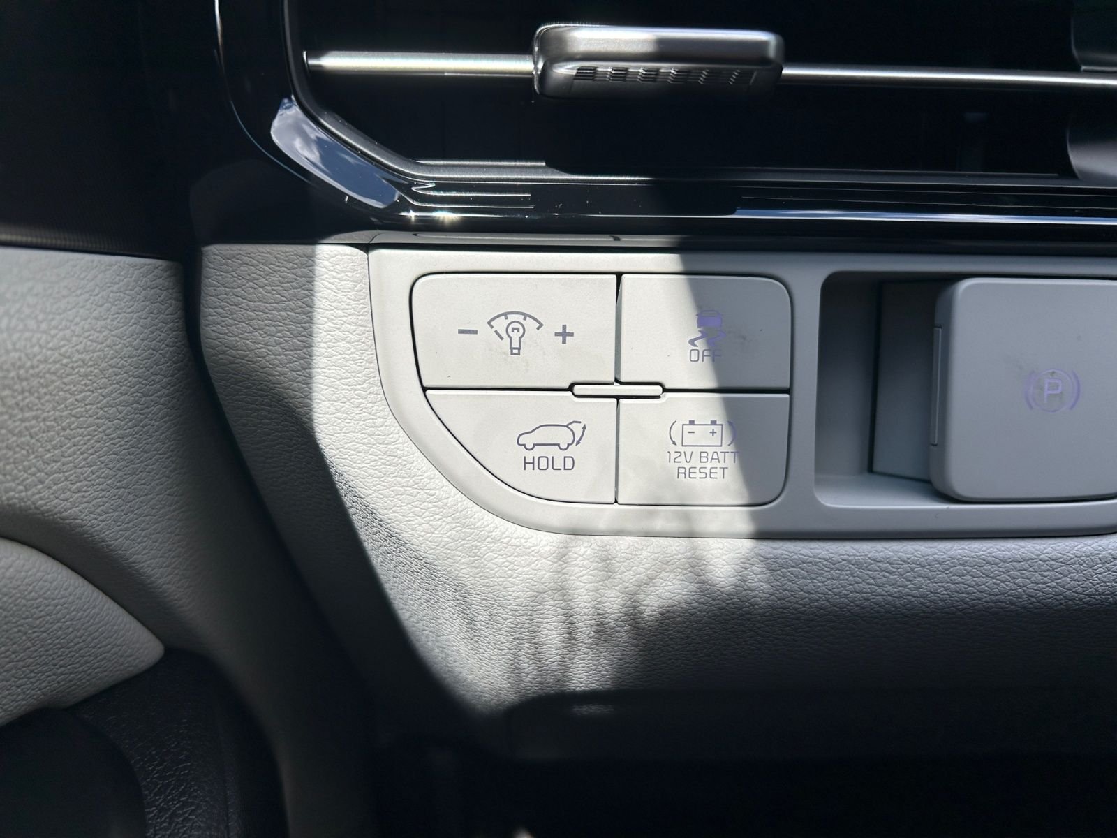 New 2027 Kia Sportage SX Prestige AWD/4WD image 18
