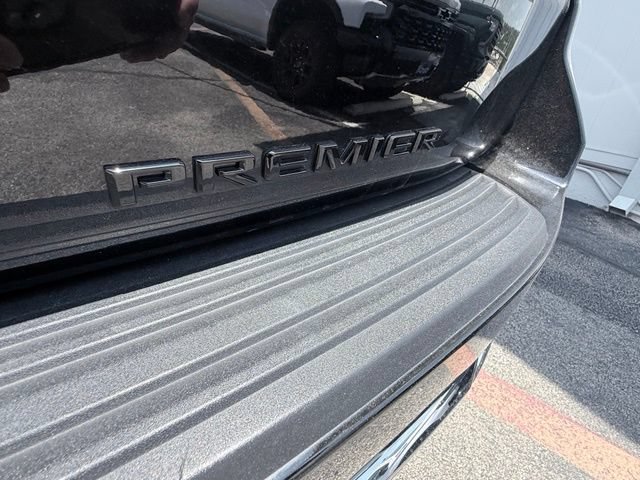 Certified 2025 Chevrolet Suburban Premier AWD/4WD image 19