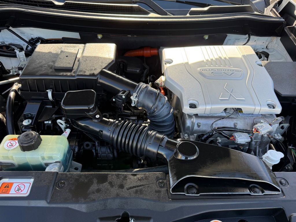 Used 2022 Mitsubishi Outlander SEL image 33