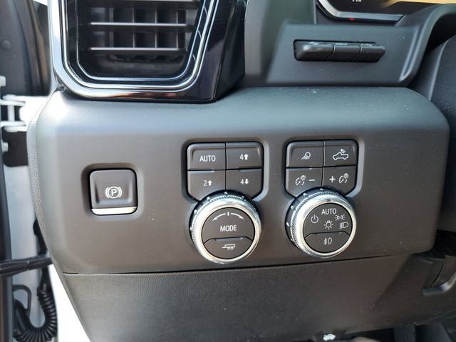 New 2026 GMC Sierra 2500 AT4X AWD/4WD image 31