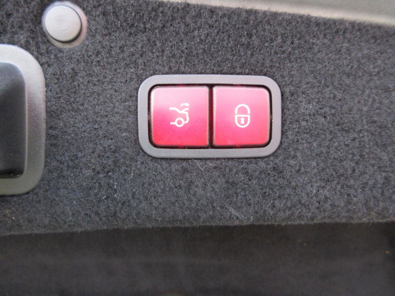 Used 2015 Mercedes-Benz S 550 Sedan image 75