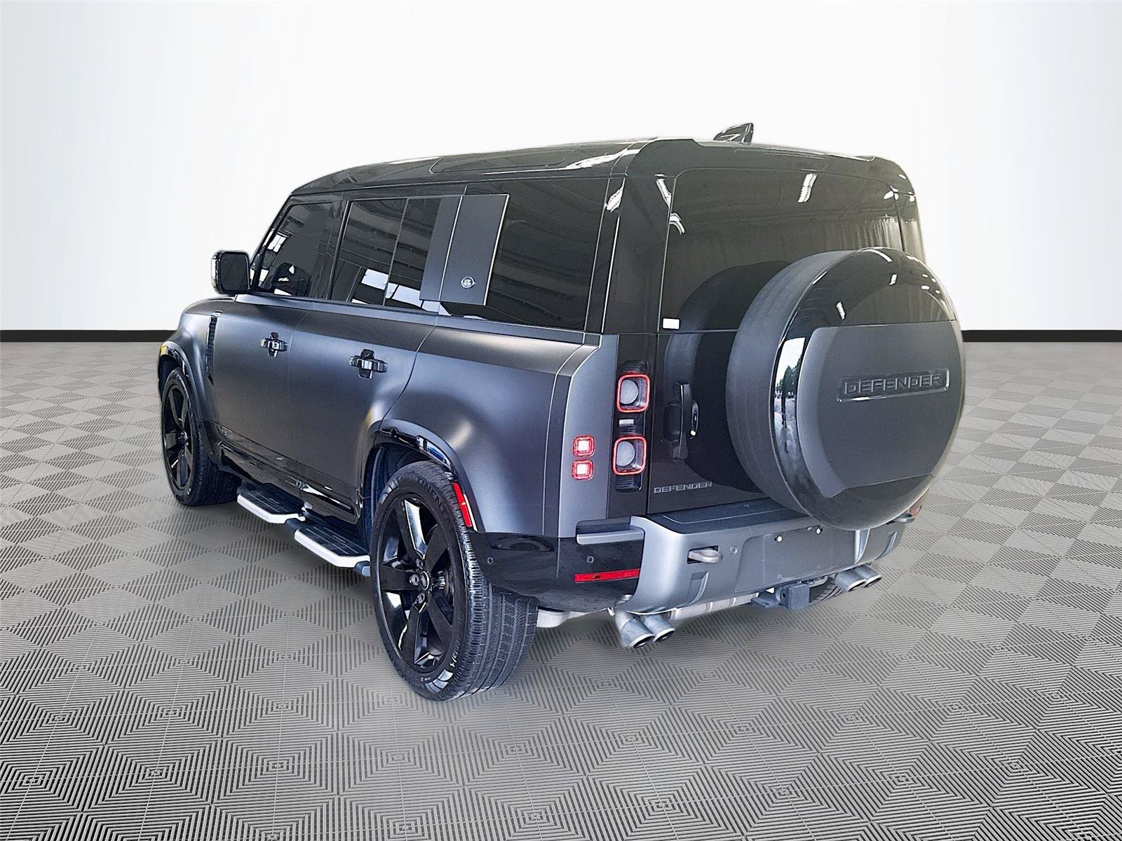 Used 2023 Land Rover Defender 110 Carpathian Edition AWD/4WD image 5