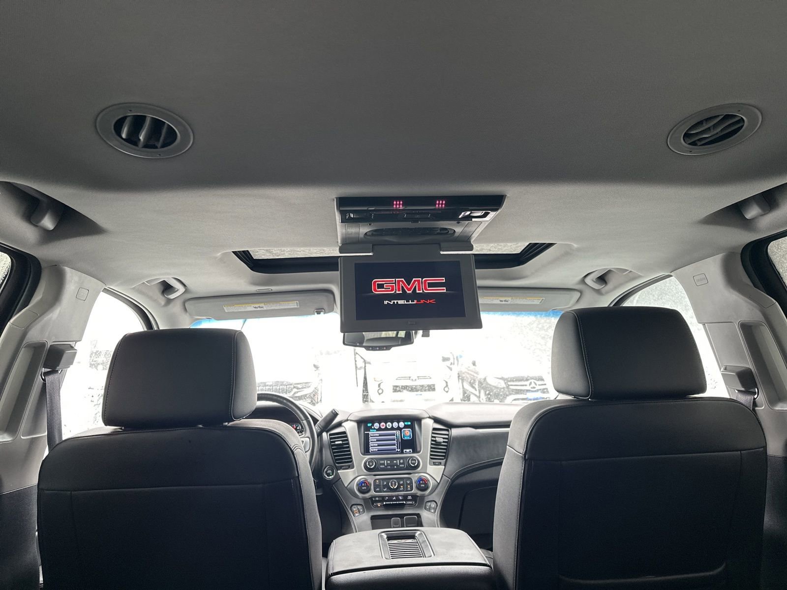 Used 2017 GMC Yukon SLT w/ Open Road Package image 30