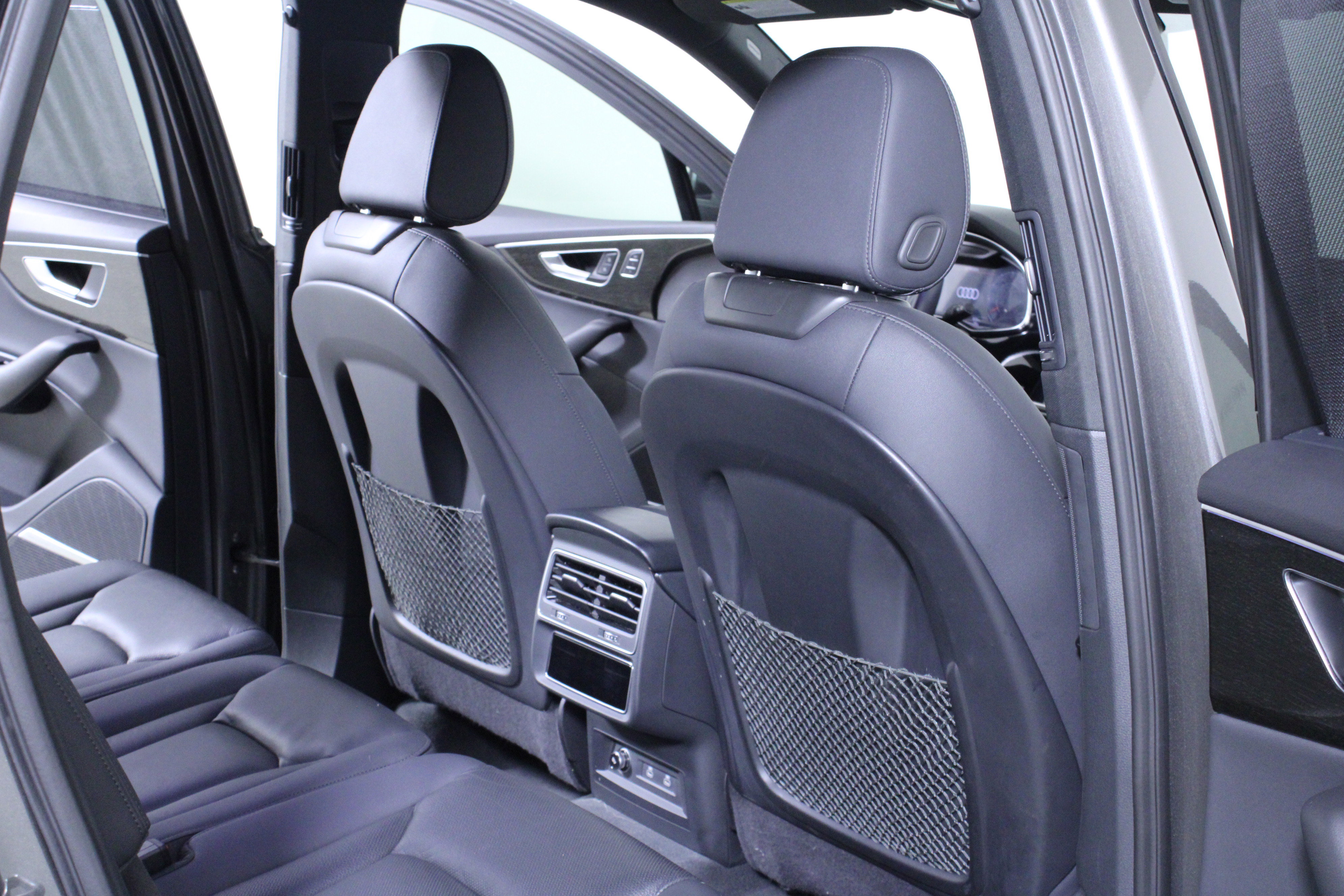 Used 2022 Audi Q7 2.0T Premium Plus w/ Premium Plus Package image 14