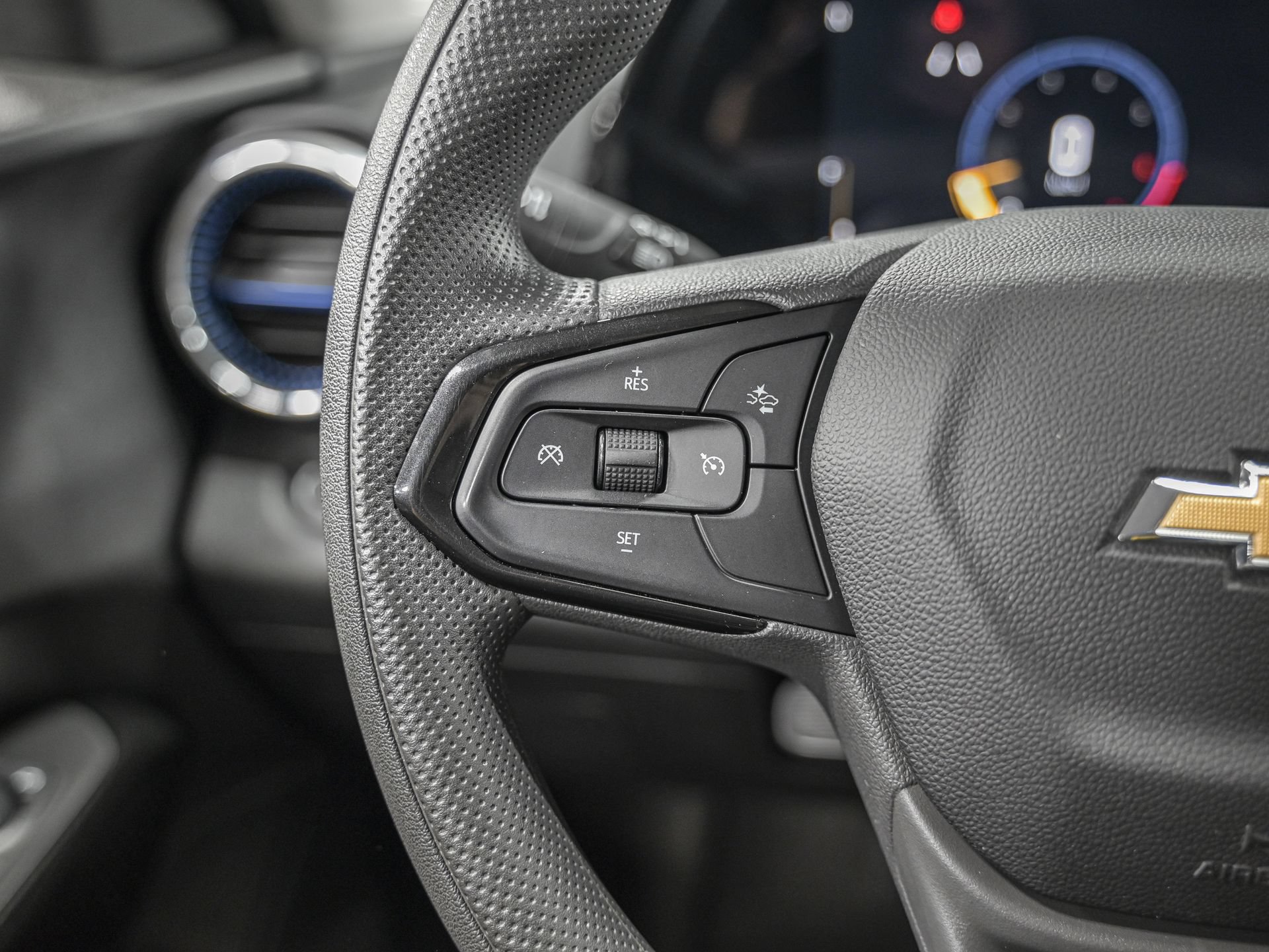 Used 2024 Chevrolet Trax LT FWD image 20