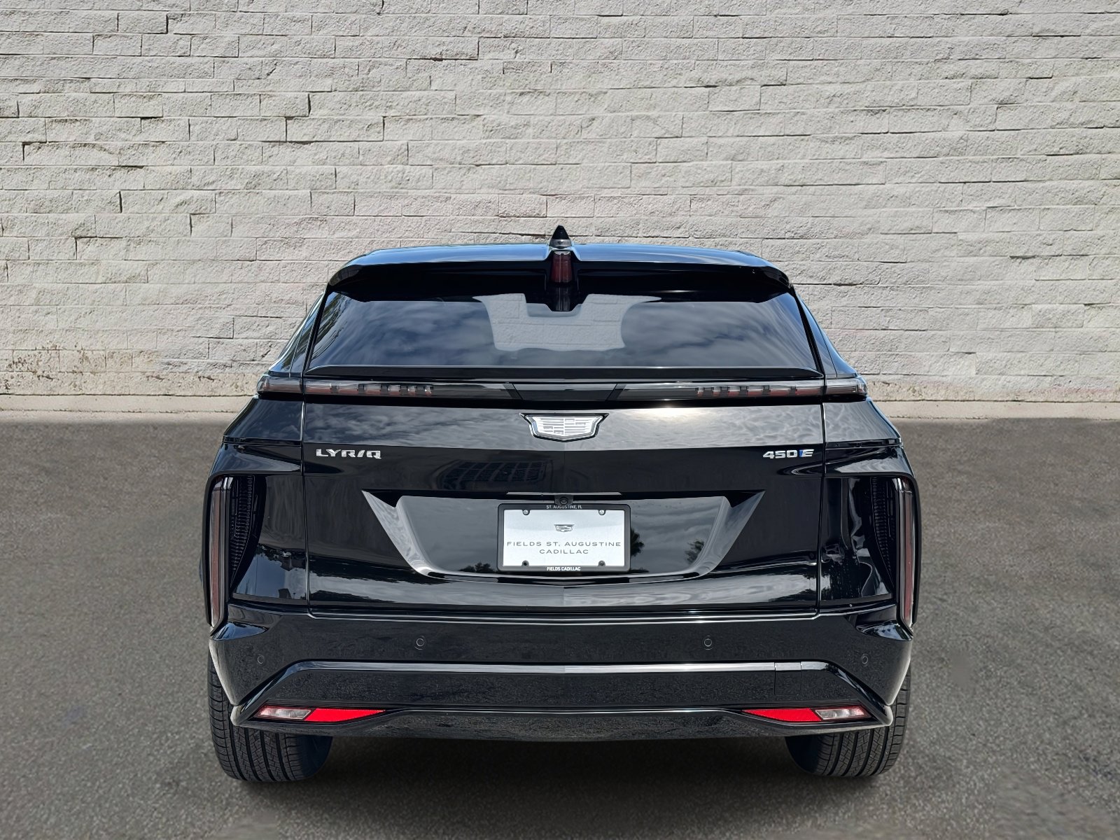 New 2025 Cadillac Lyriq Sport image 3